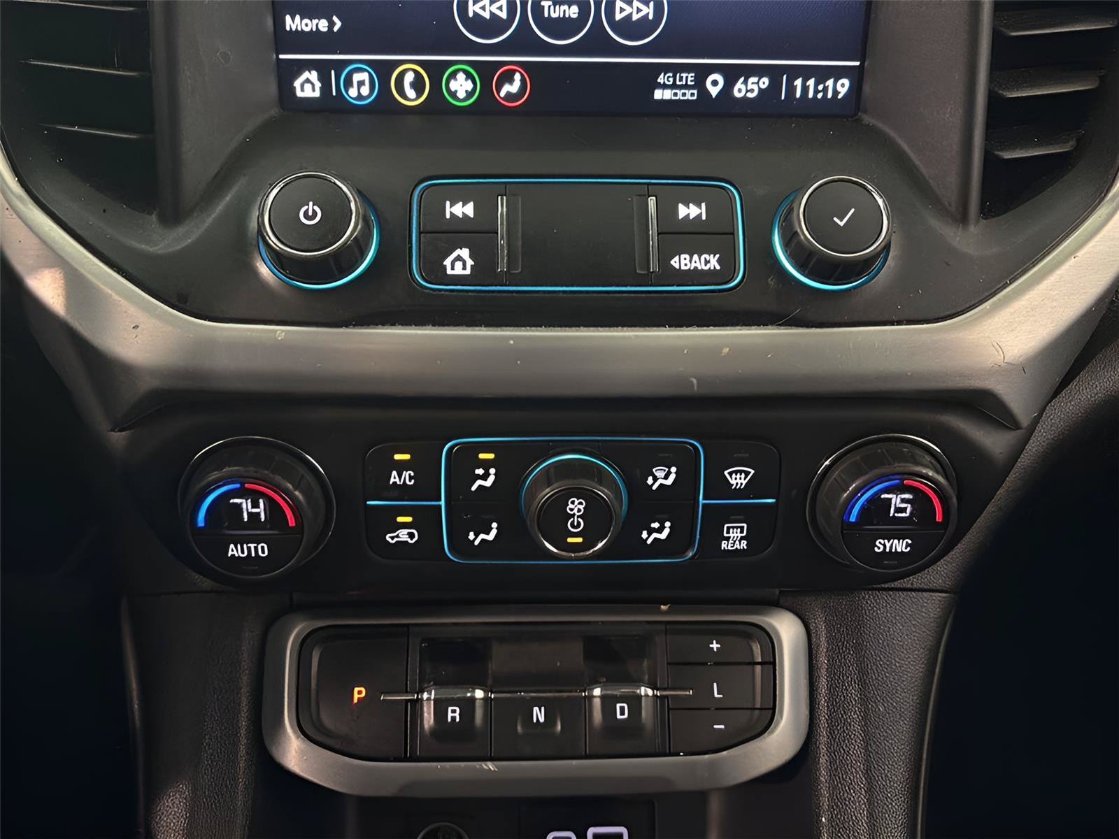 Certified 2021 GMC Acadia SLE w/ Driver Convenience Package AWD/4WD image 25