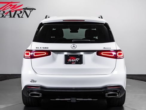 Used 2020 Mercedes-Benz GLS 580 4MATIC image 4
