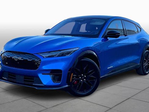 Used 2025 Ford Mustang Mach-E Premium w/ Sport Appearance Package image 34