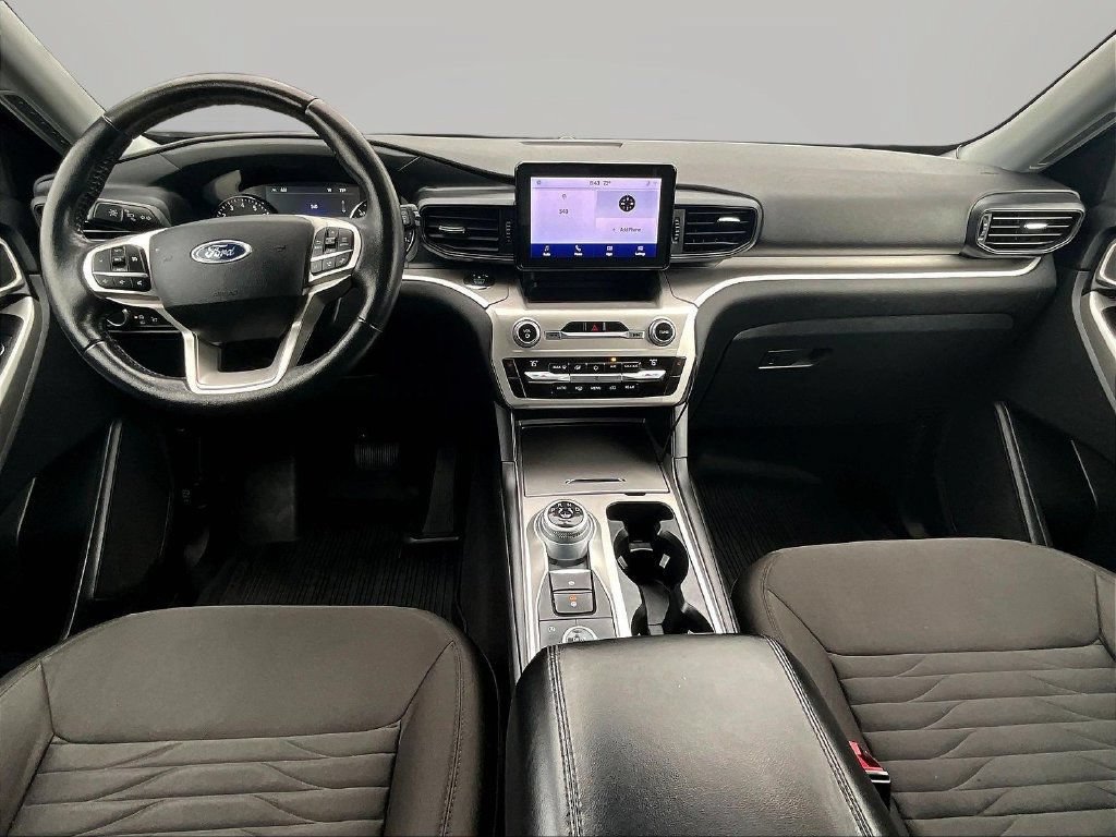 Used 2021 Ford Explorer XLT AWD/4WD image 9