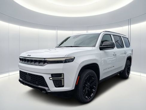 New 2026 Jeep Grand Wagoneer Limited AWD/4WD image 7