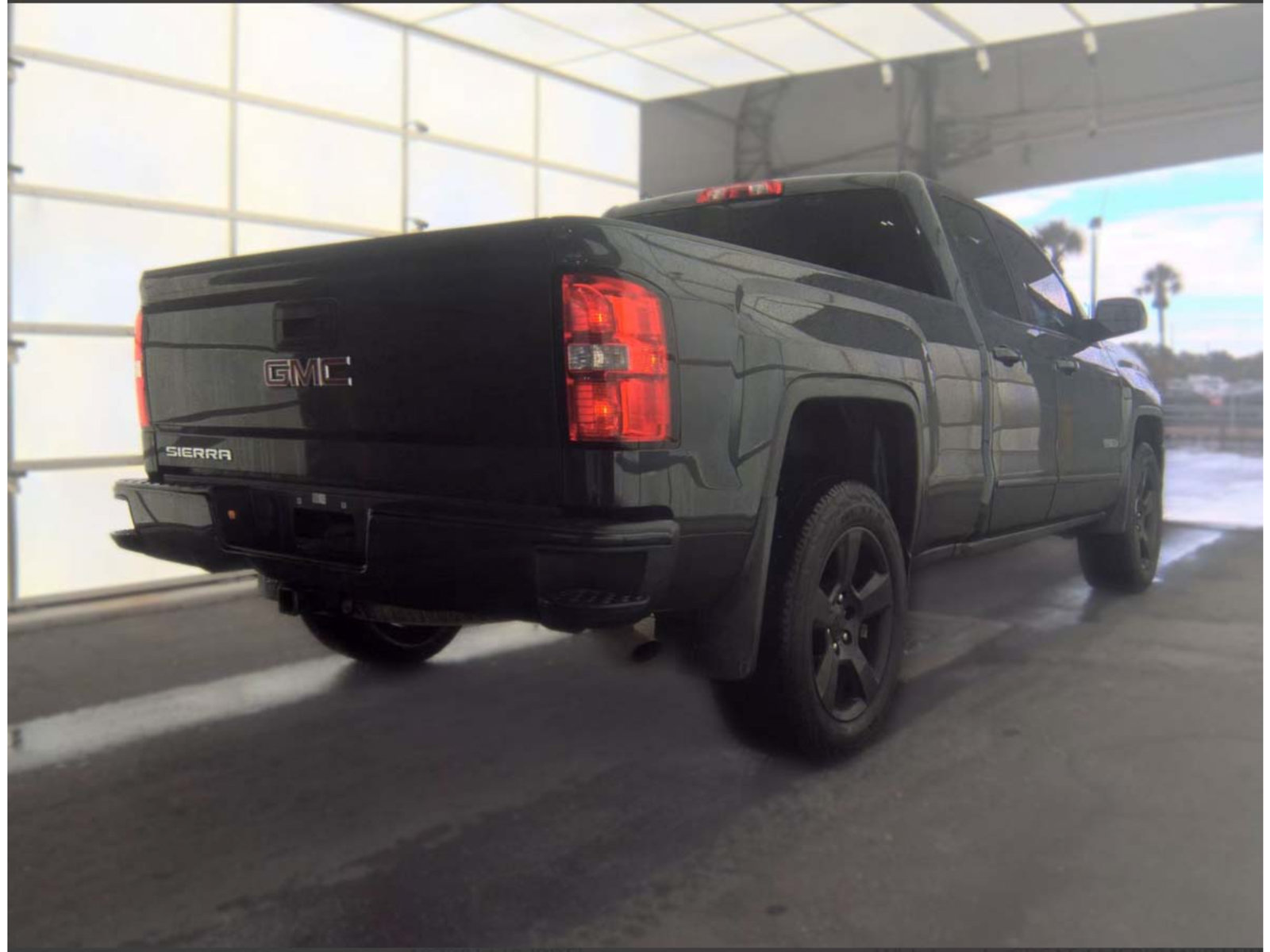Used 2018 GMC Sierra 1500 4x4 Double Cab w/ Elevation Edition image 2