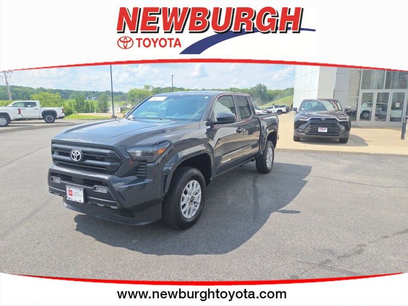 Certified 2025 Toyota Tacoma SR5 image 1
