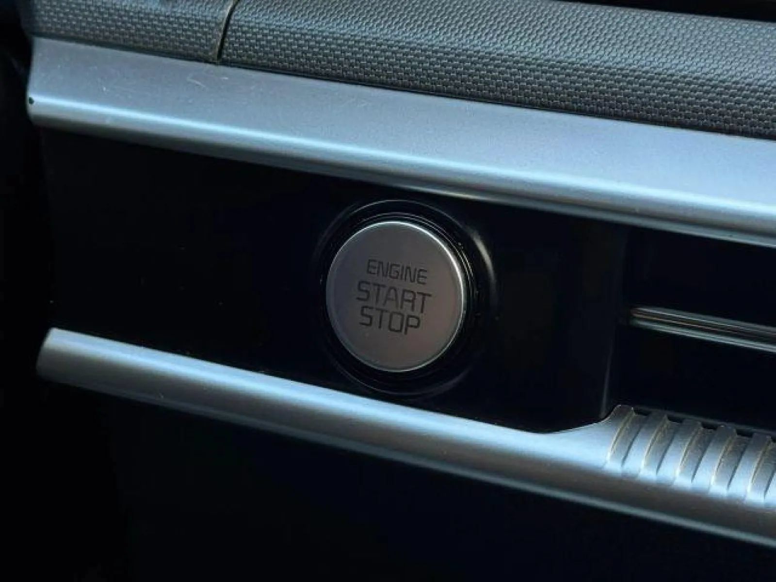 Used 2022 Kia K5 GT-Line FWD image 31
