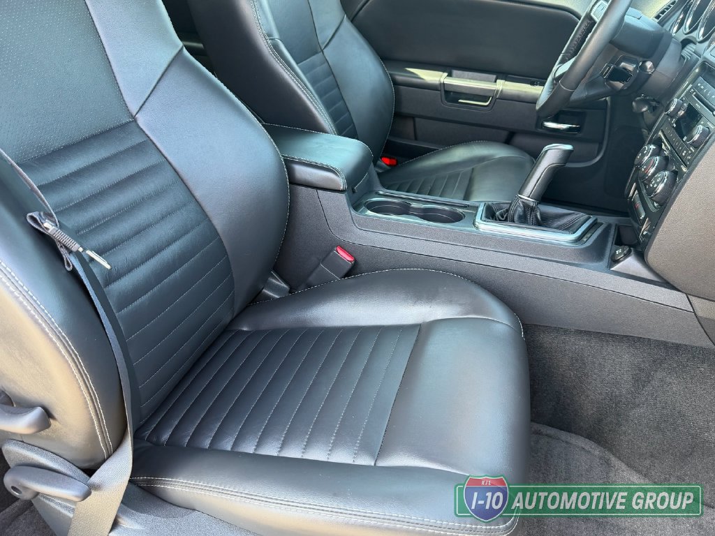 Used 2010 Dodge Challenger R/T RWD image 13