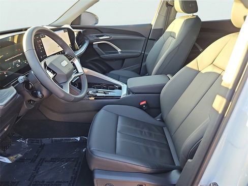 New 2025 Audi Q5 Premium image 21