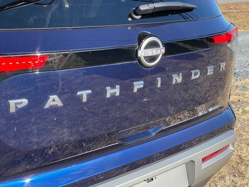 Certified 2023 Nissan Pathfinder SL w/ SL Premium Package AWD/4WD image 29
