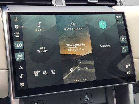 Certified 2025 Land Rover Discovery Sport S image 20