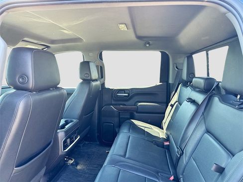 Used 2022 GMC Sierra 1500 SLT image 21
