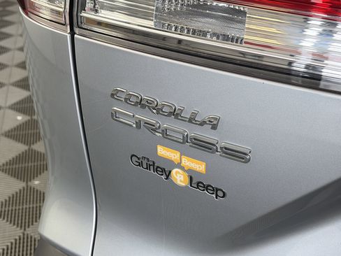 Used 2023 Toyota Corolla Cross L image 15