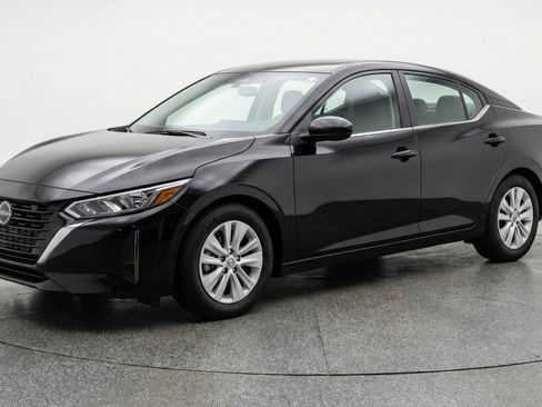 Used 2025 Nissan Sentra S FWD image 3