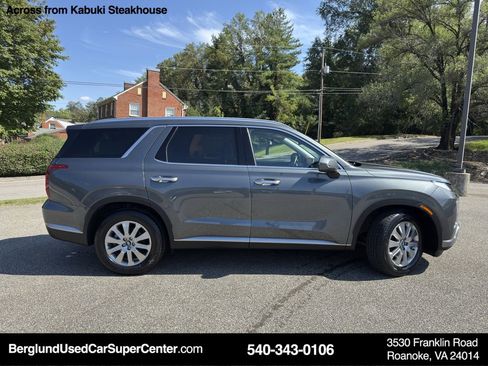 Used 2024 Hyundai Palisade SEL image 3