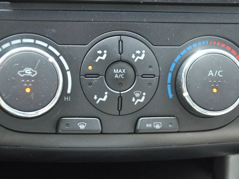 Used 2012 Nissan Altima 2.5 FWD image 38