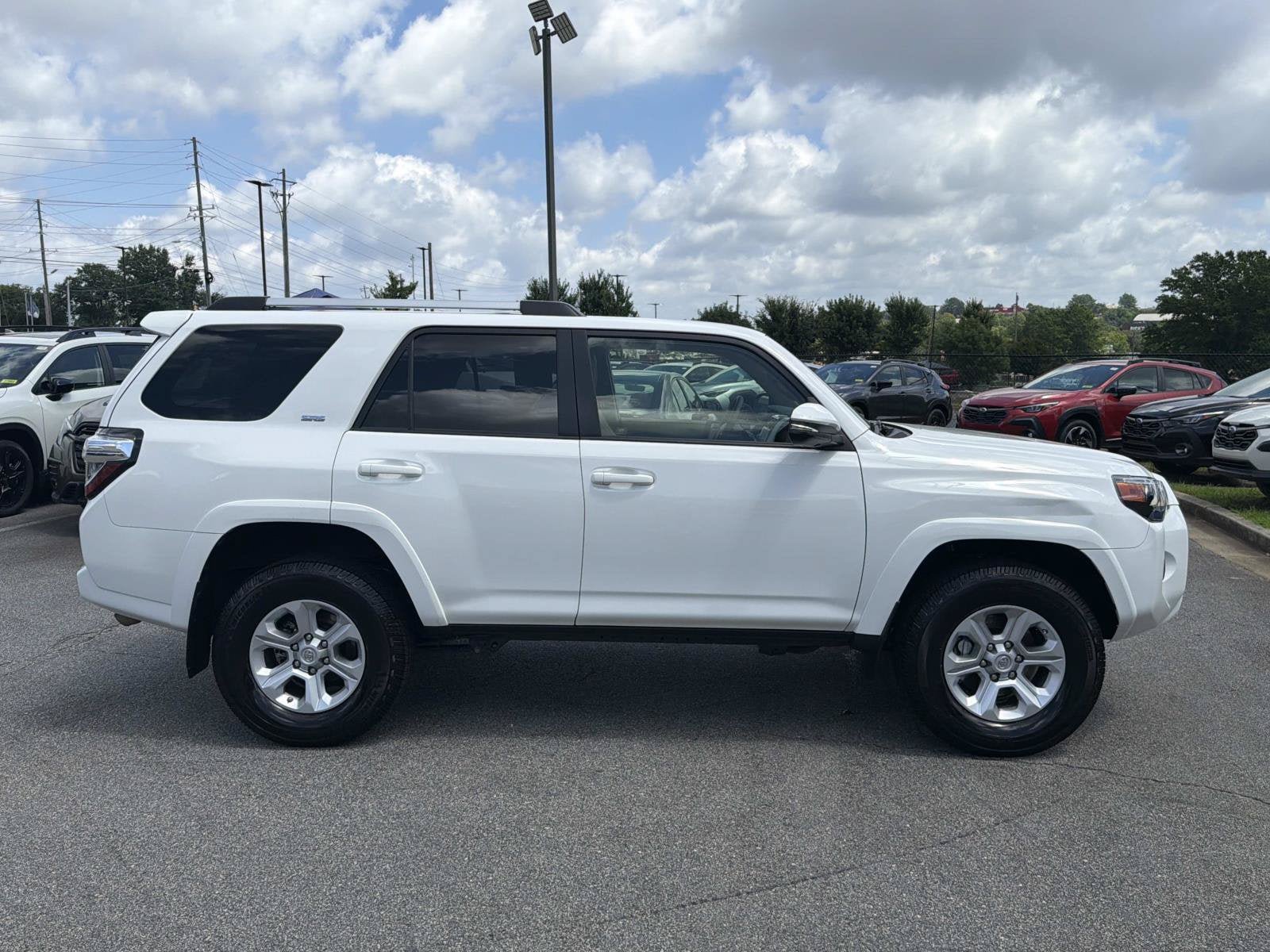 Used 2020 Toyota 4Runner SR5 Premium AWD/4WD image 10