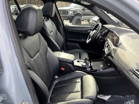 Used 2024 BMW X3 xDrive30i w/ M Sport Package image 27