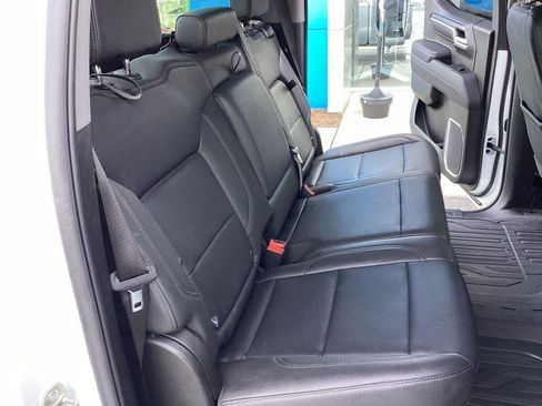 Used 2025 GMC Sierra 1500 SLT AWD/4WD image 20