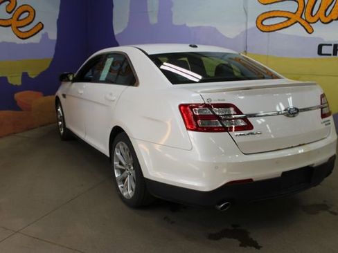 Used 2018 Ford Taurus Limited AWD/4WD image 6