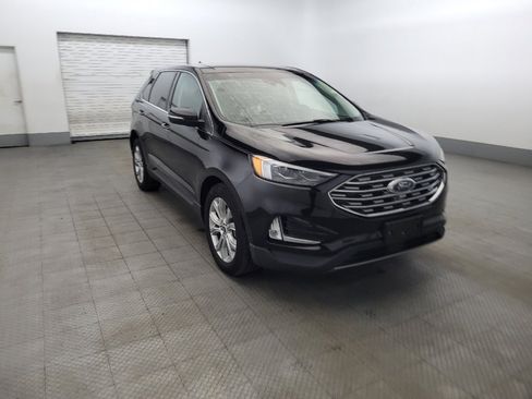 Used 2019 Ford Edge Titanium w/ Equipment Group 301A image 13