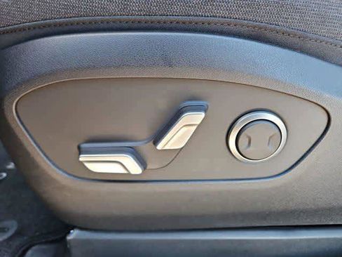 New 2026 Hyundai Ioniq 9 SE image 17