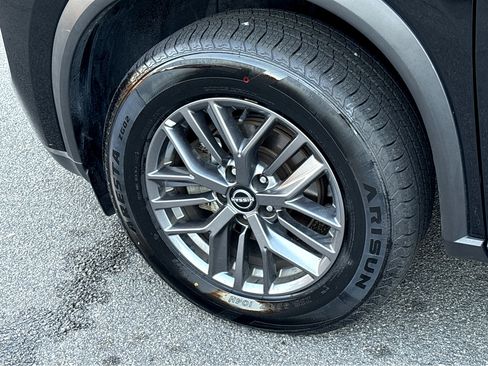 Certified 2023 Nissan Rogue S image 25