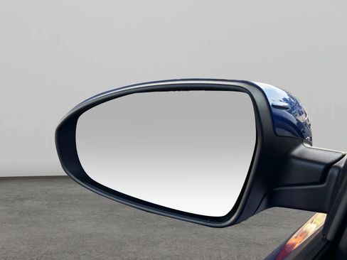 Used 2023 Kia Forte LXS w/ LXS Technology Package FWD image 30