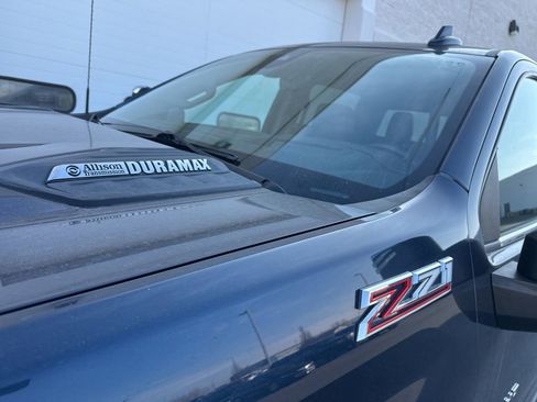 Used 2020 Chevrolet Silverado 3500 LTZ w/ LTZ Premium Package image 4