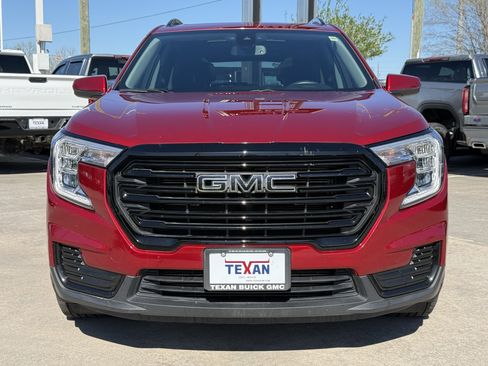 Used 2022 GMC Terrain SLE w/ Driver Convenience Package image 10