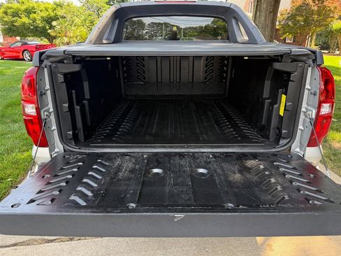 Used 2010 Chevrolet Avalanche LT w/ Luxury Package RWD image 60