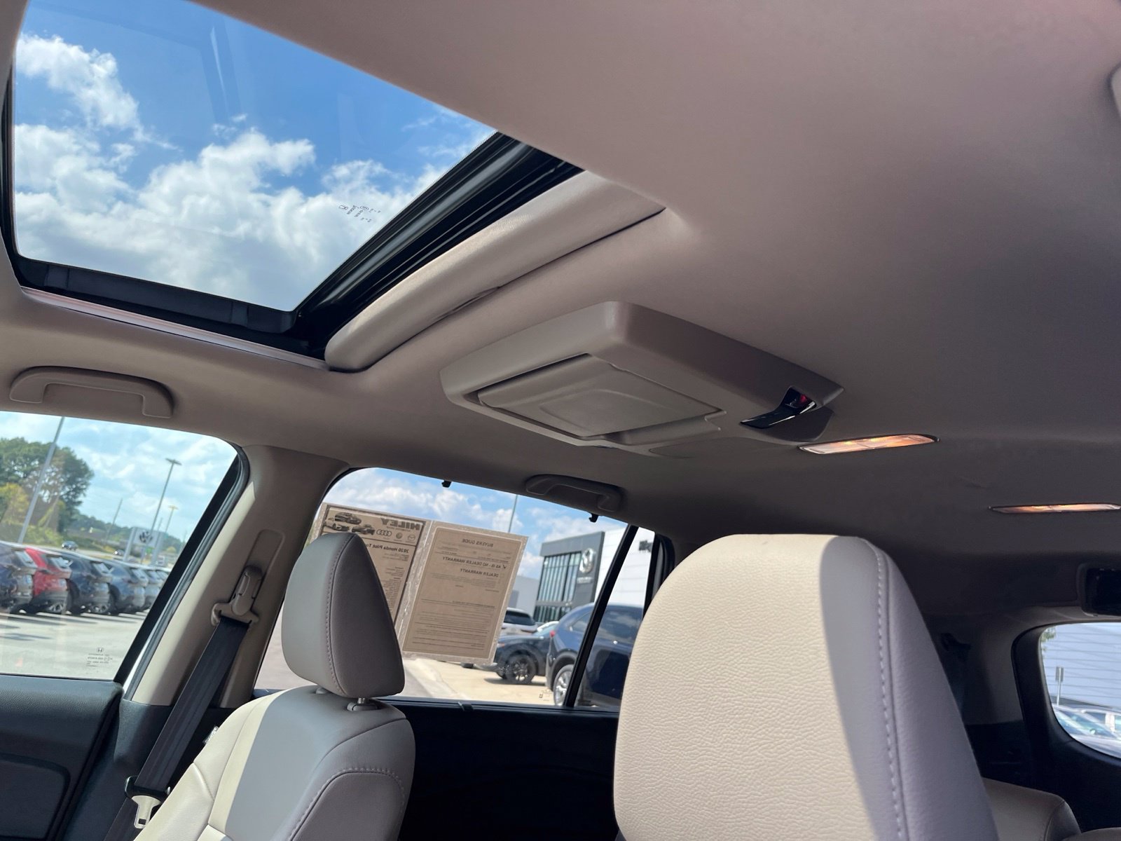 Used 2020 Honda Pilot Touring image 37