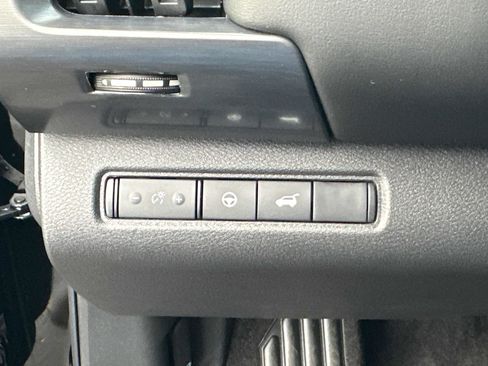 New 2026 Nissan Pathfinder SL w/ SL Premium Package (P04) AWD/4WD image 20