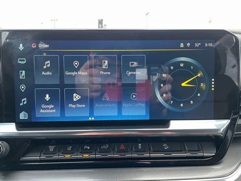 Used 2025 Chevrolet Silverado 2500 High Country w/ High Country Premium Package image 3