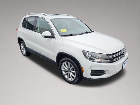 Used 2017 Volkswagen Tiguan Wolfsburg Edition FWD image 1