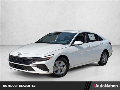 New 2026 Hyundai Elantra SE