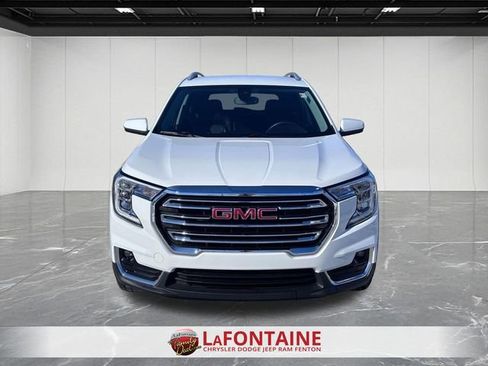 Used 2022 GMC Terrain SLT image 8