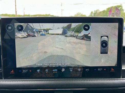 Used 2023 Lincoln Corsair AWD w/ Equipment Group 101A image 32