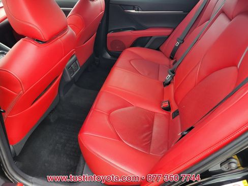 Certified 2019 Toyota Camry XSE FWD image 11