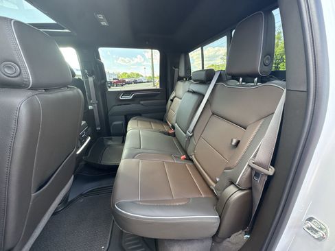 New 2026 GMC Sierra 3500 Denali w/ Denali Reserve Package AWD/4WD image 25