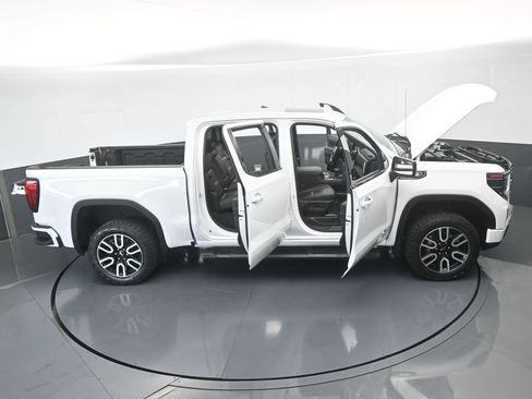 Used 2023 GMC Sierra 1500 AT4 w/ Technology Package image 95
