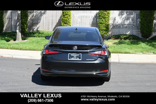Certified 2024 Lexus ES 300h F Sport w/ Accessory Package (Z2) FWD image 5
