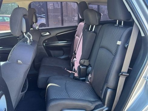 Used 2015 Dodge Journey American Value Package w/ Flexible Seating Group image 11