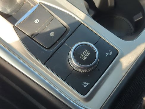 Used 2022 Ford Explorer Limited w/ Equipment Group 301A image 23