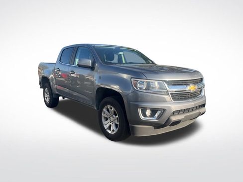 Used 2019 Chevrolet Colorado LT w/ LT Convenience Package image 2