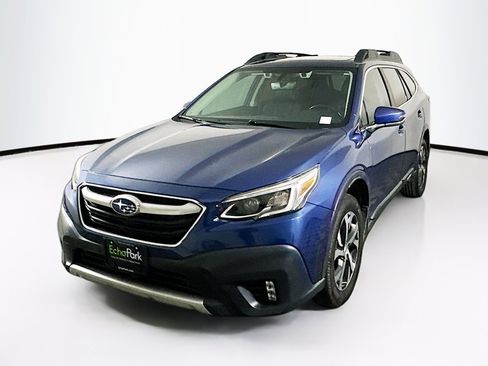 Used 2022 Subaru Outback Limited w/ Popular Package #2 AWD/4WD image 3