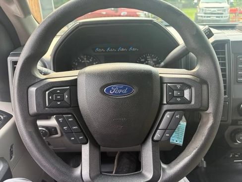 Used 2015 Ford F150 XL w/ Equipment Group 101A Mid AWD/4WD image 30