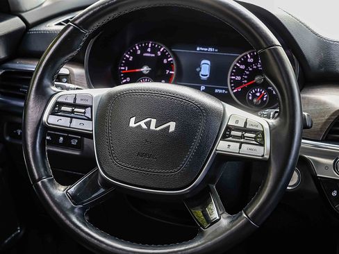 Certified 2022 Kia Telluride SX w/ SX Prestige Package AWD/4WD image 14