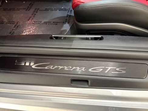Certified 2025 Porsche 911 Carrera GTS RWD image 24