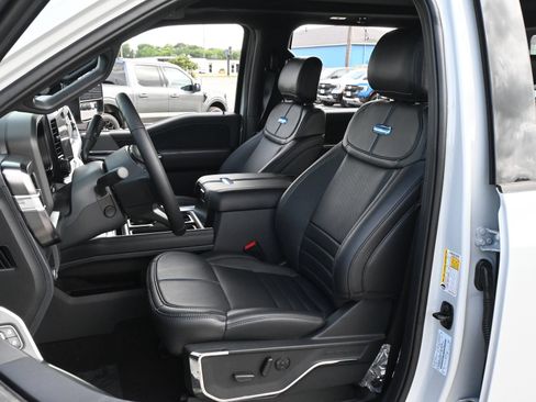 New 2026 Ford F250 Platinum AWD/4WD image 17