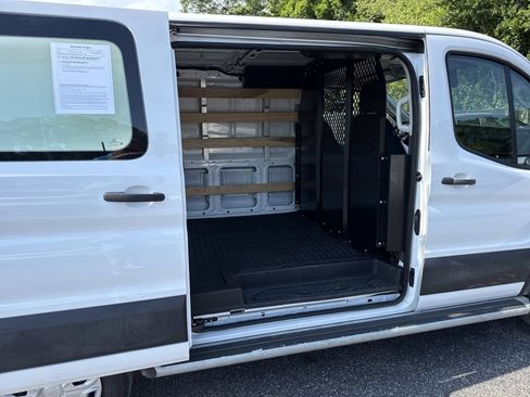 Used 2024 Ford Transit 250 Low Roof w/ Exterior Upgrade Package RWD image 27