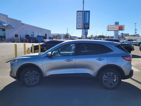 Used 2022 Ford Escape SEL image 8