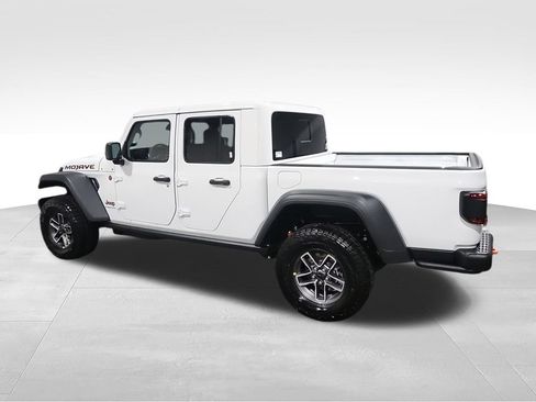 New 2026 Jeep Gladiator Mojave w/ Steel Bumper Group AWD/4WD image 6